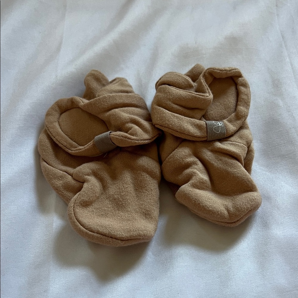 Goumi Tan Baby Booties 3-6M